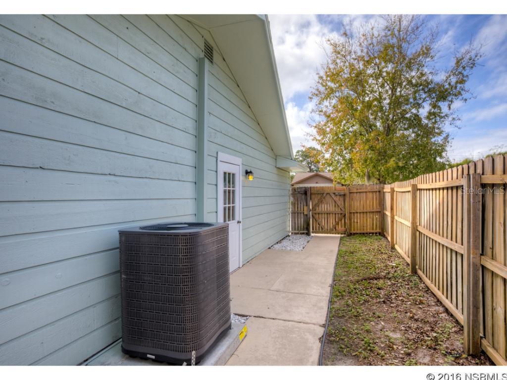 Florida Shores 01 - Residential