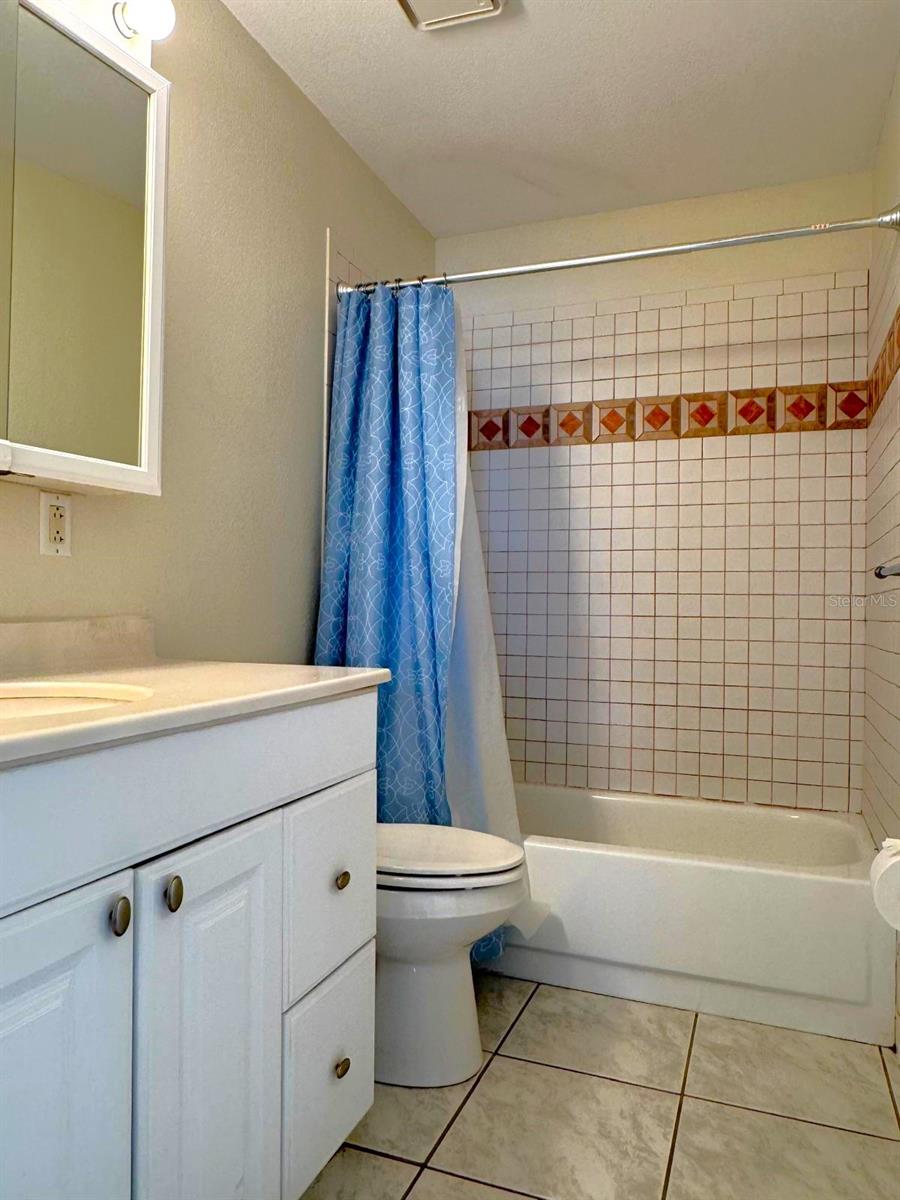 PORT CHARLOTTE SEC 005 - Residential Lease