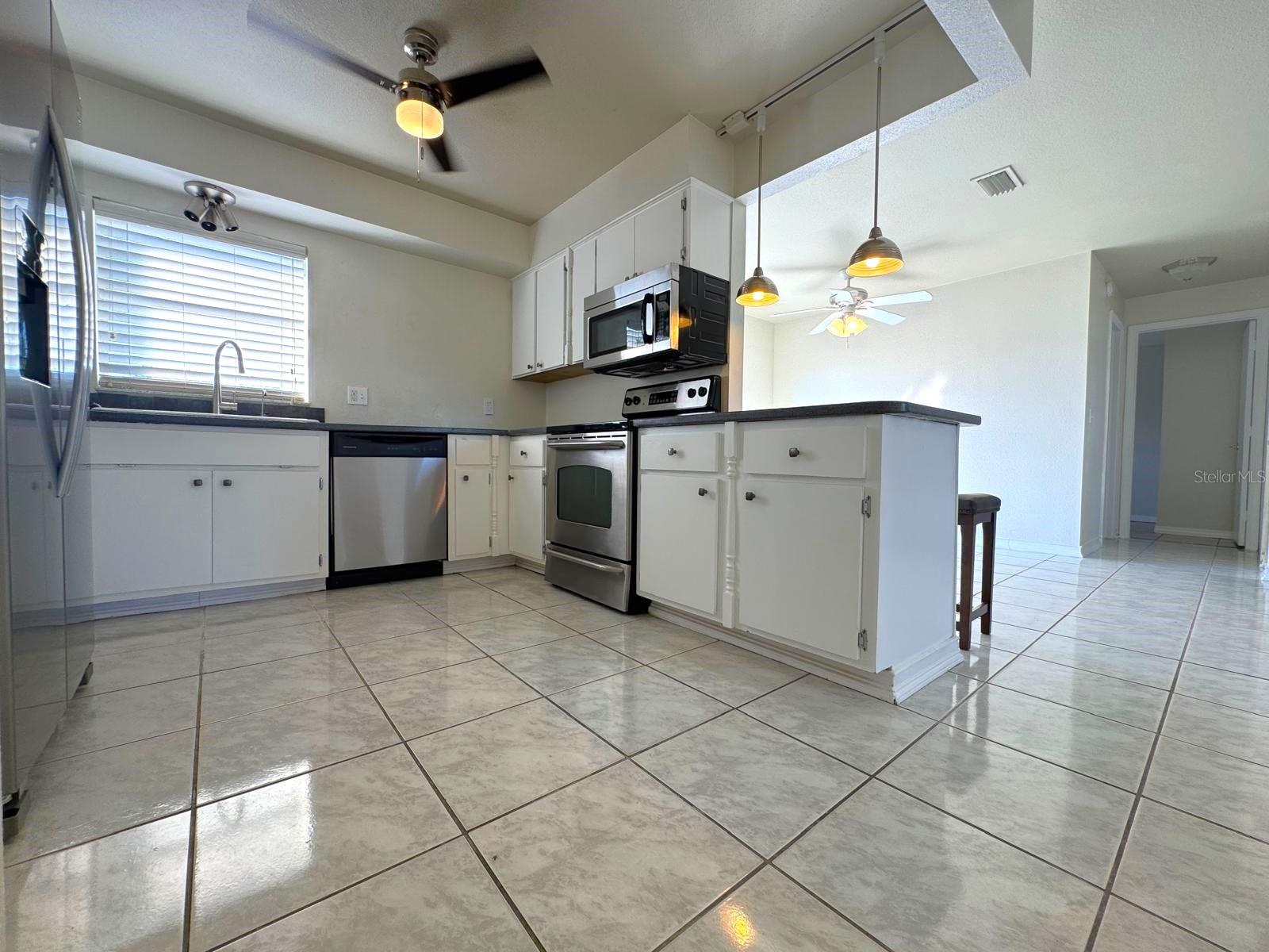 PORT CHARLOTTE SEC 005 - Residential Lease