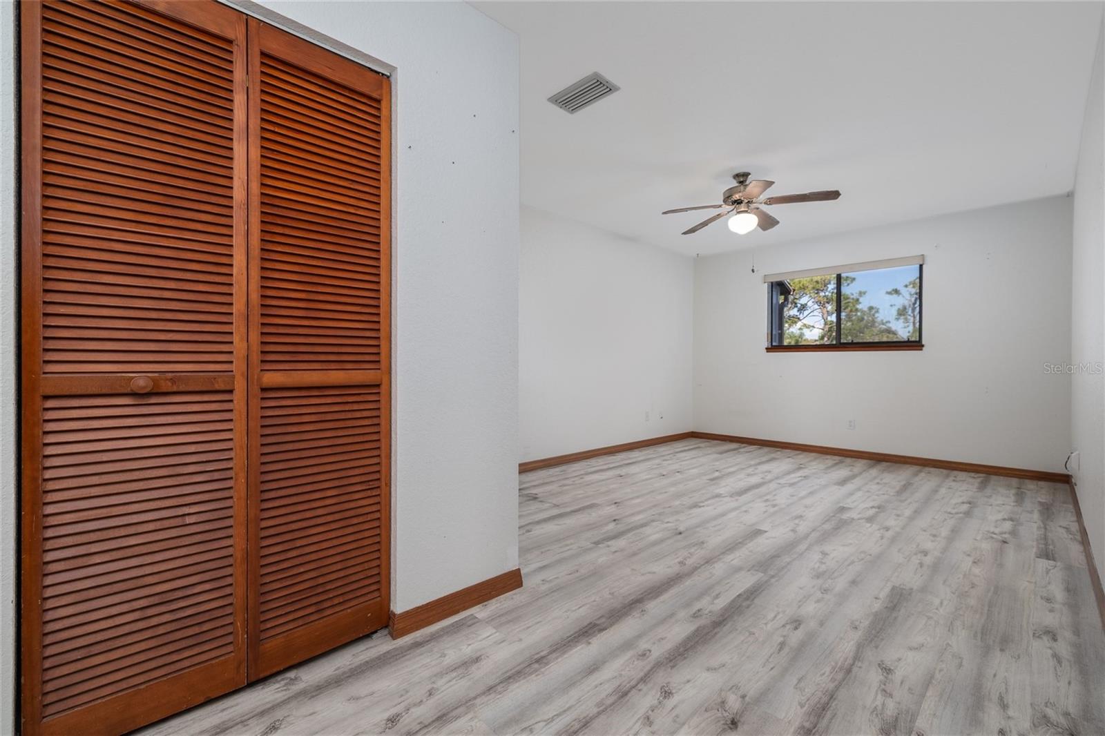 HIDDEN PINES PH 03 - Residential Lease