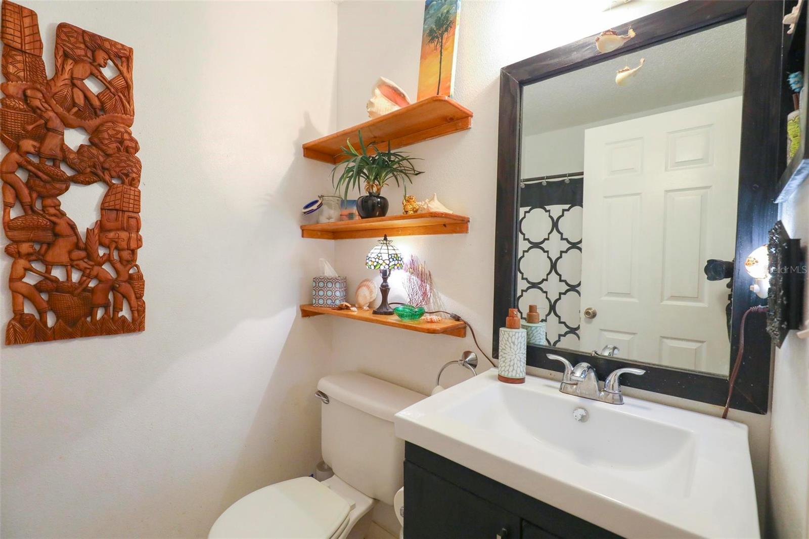 LINDENHURST - Residential