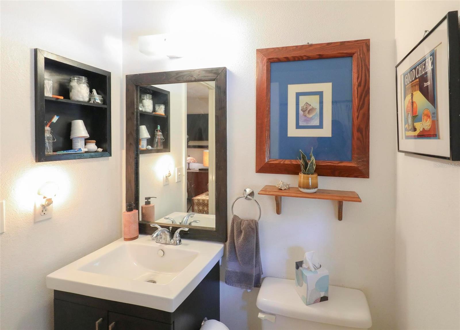 LINDENHURST - Residential