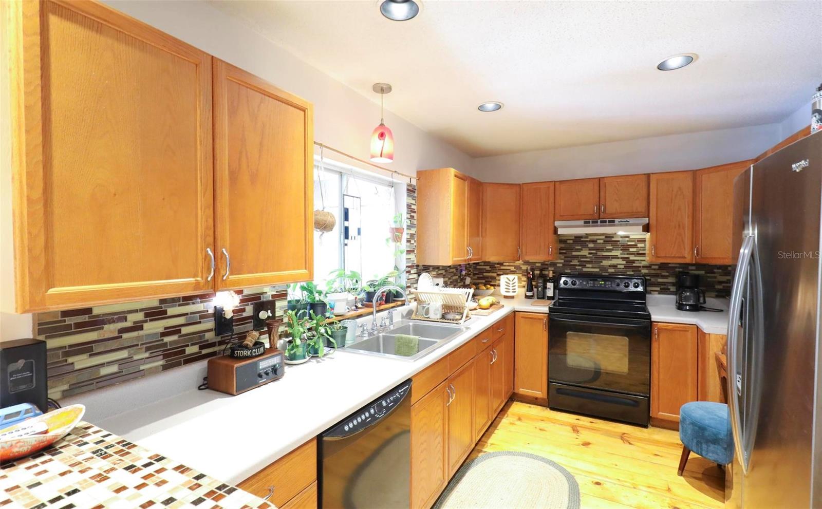 LINDENHURST - Residential