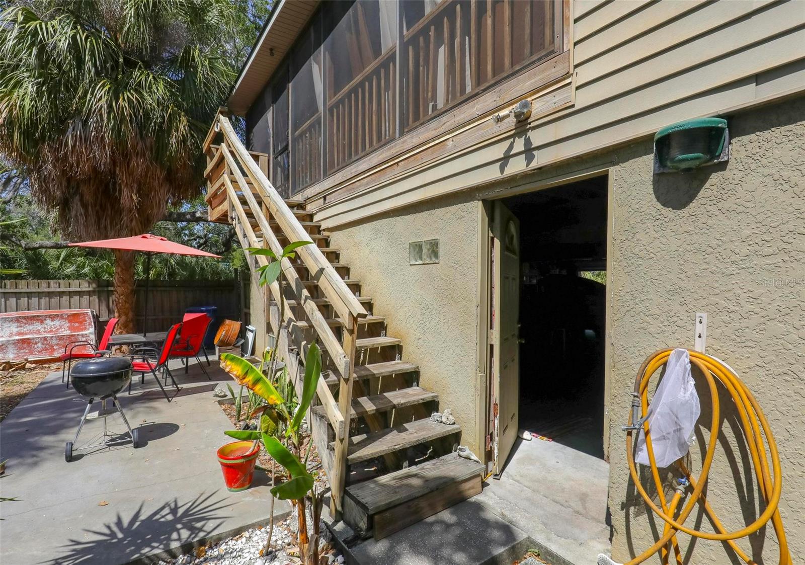 LINDENHURST - Residential