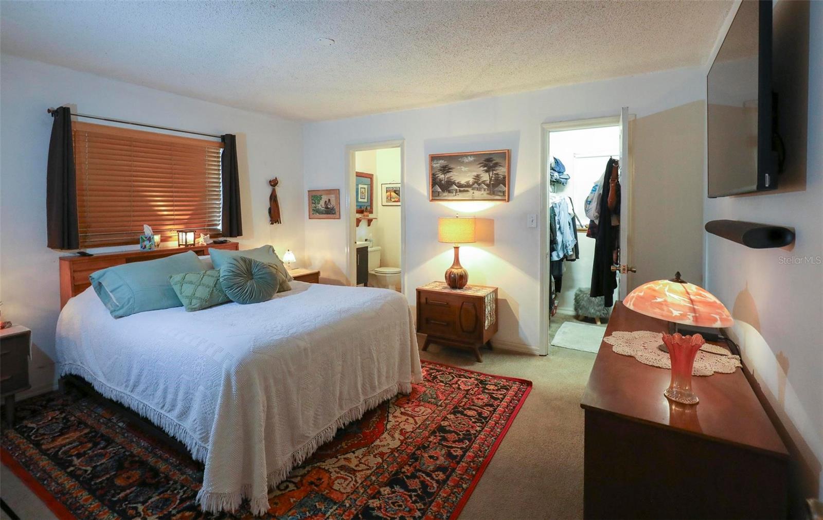 LINDENHURST - Residential