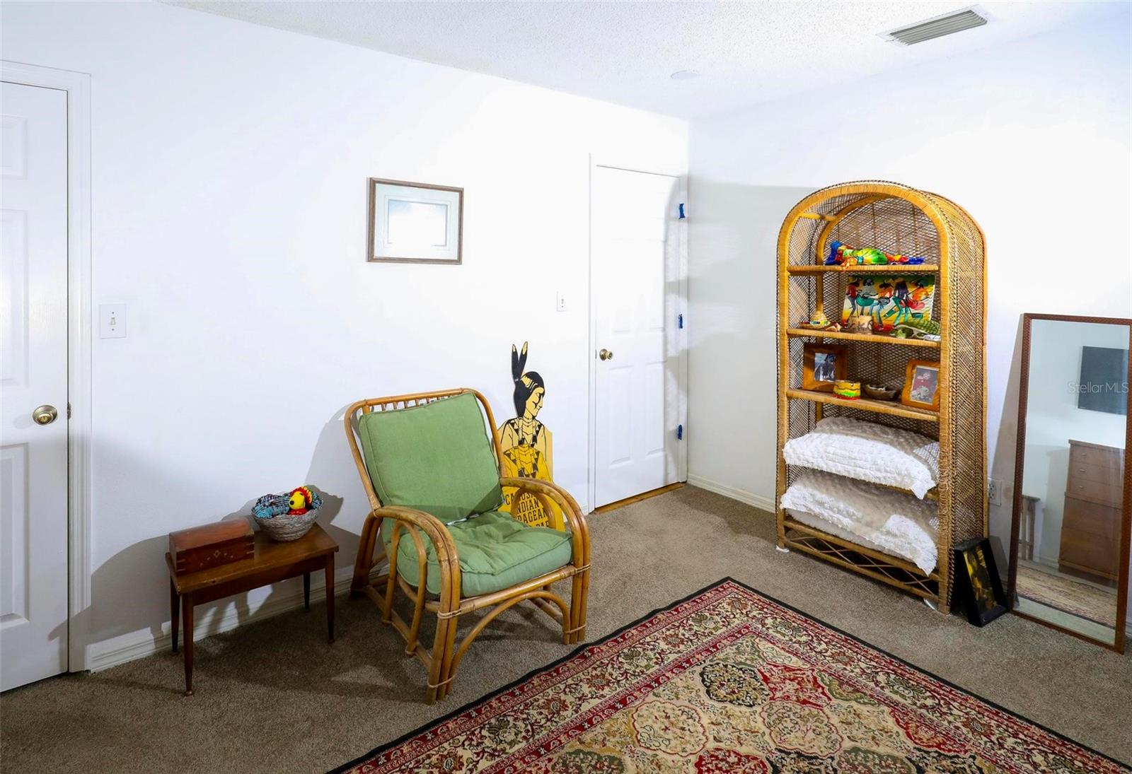 LINDENHURST - Residential