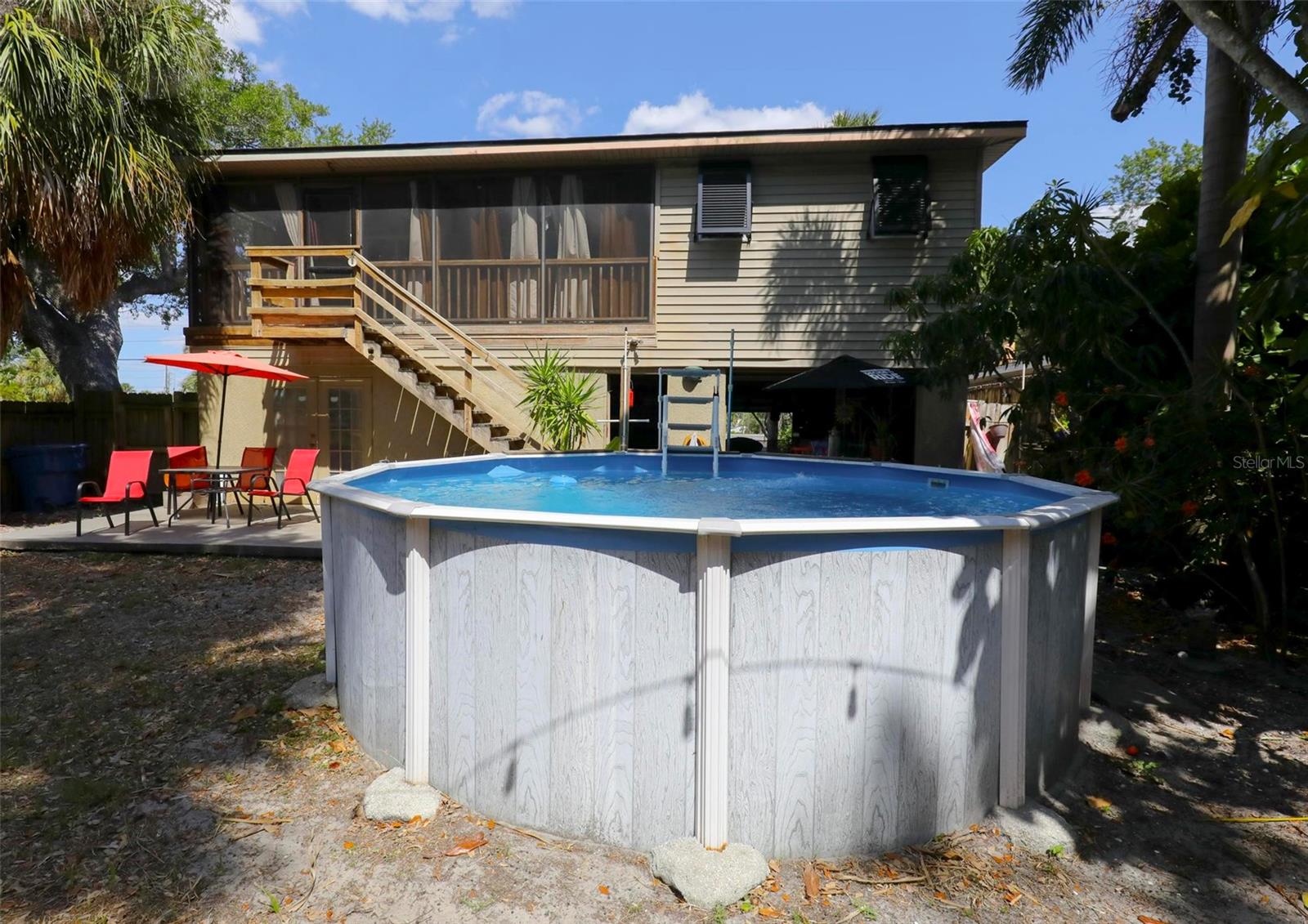 LINDENHURST - Residential