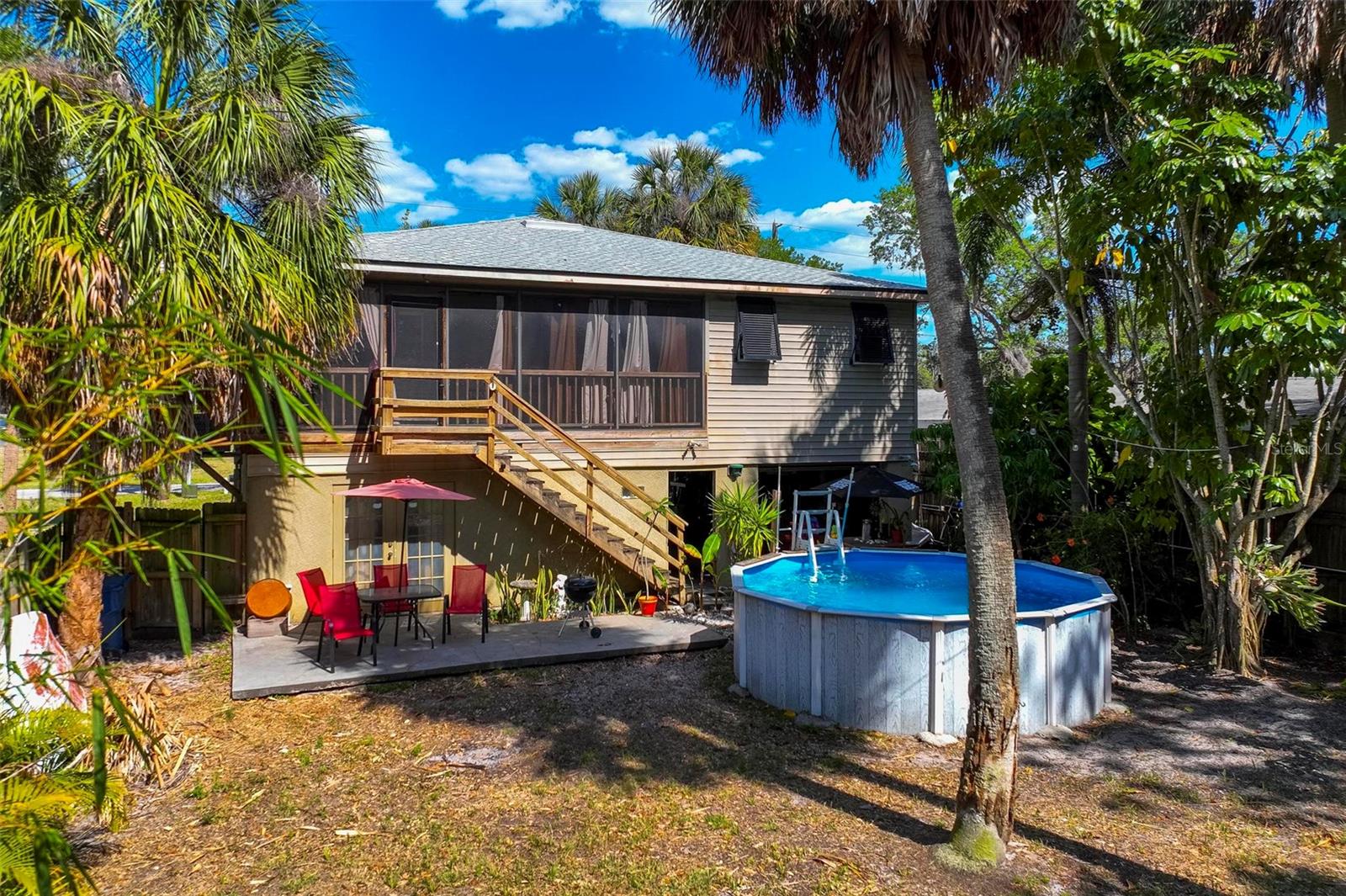 LINDENHURST - Residential