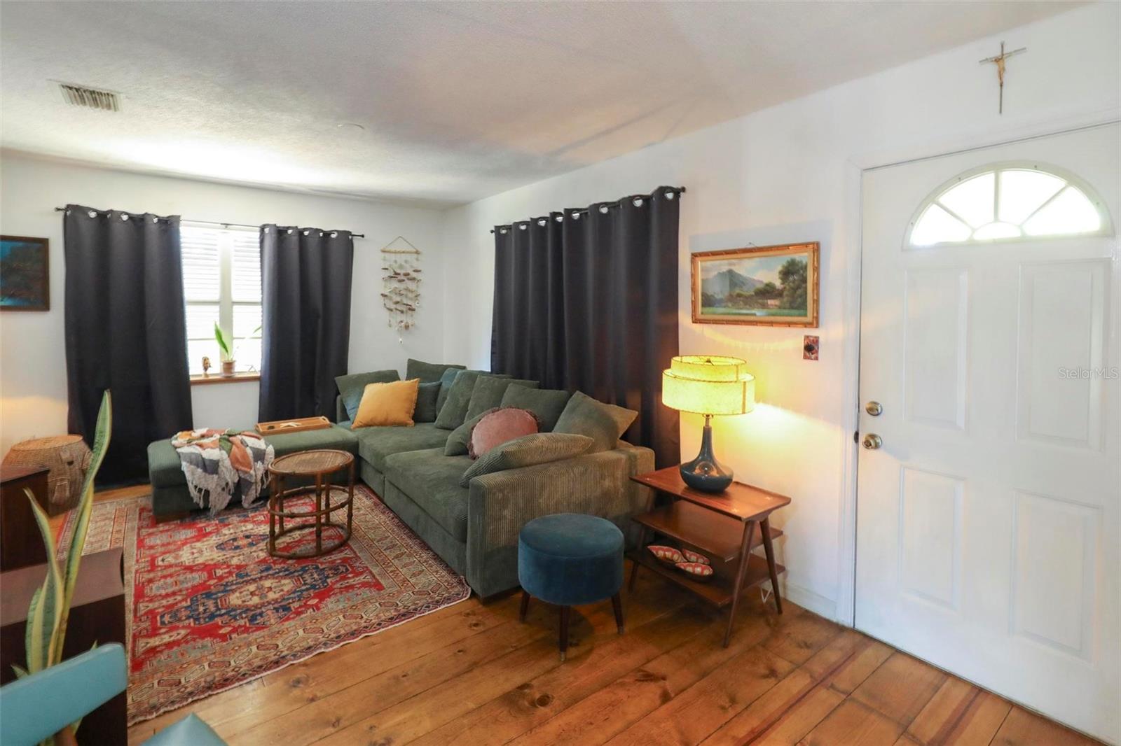 LINDENHURST - Residential