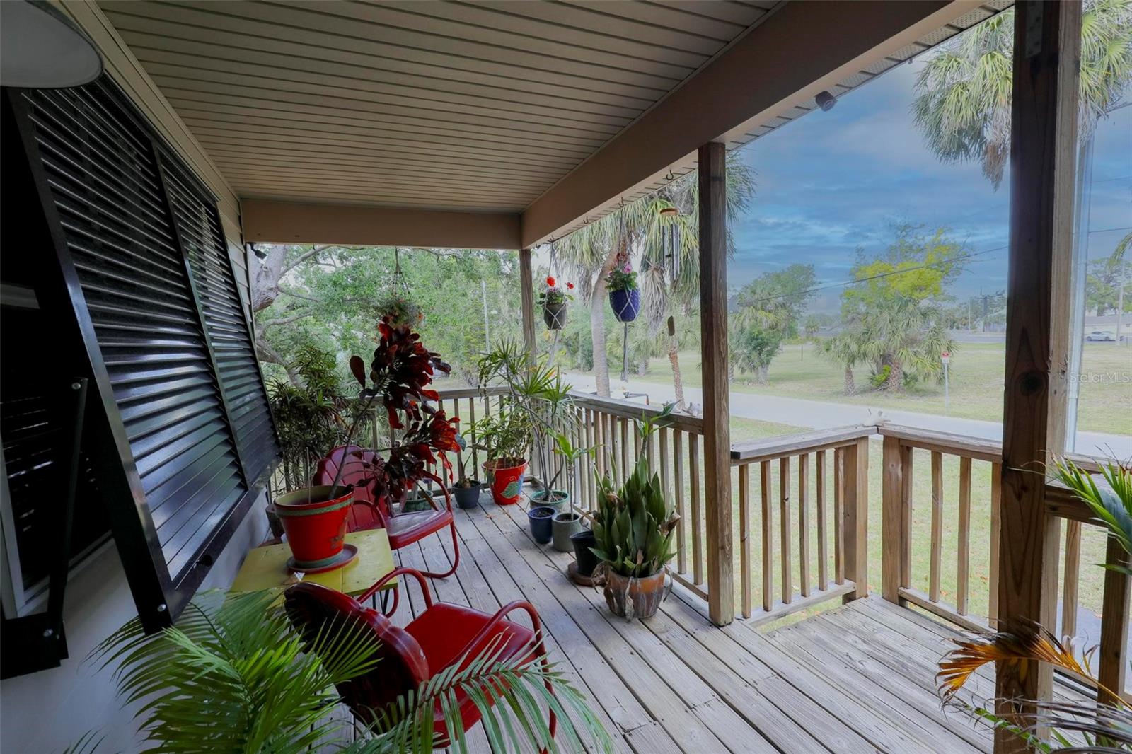 LINDENHURST - Residential