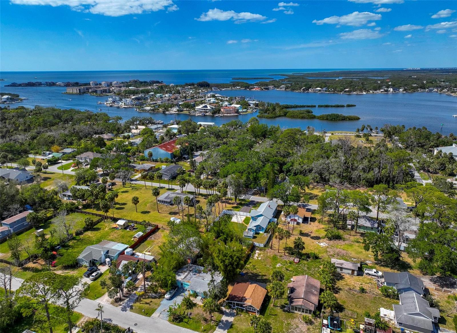 LINDENHURST - Residential