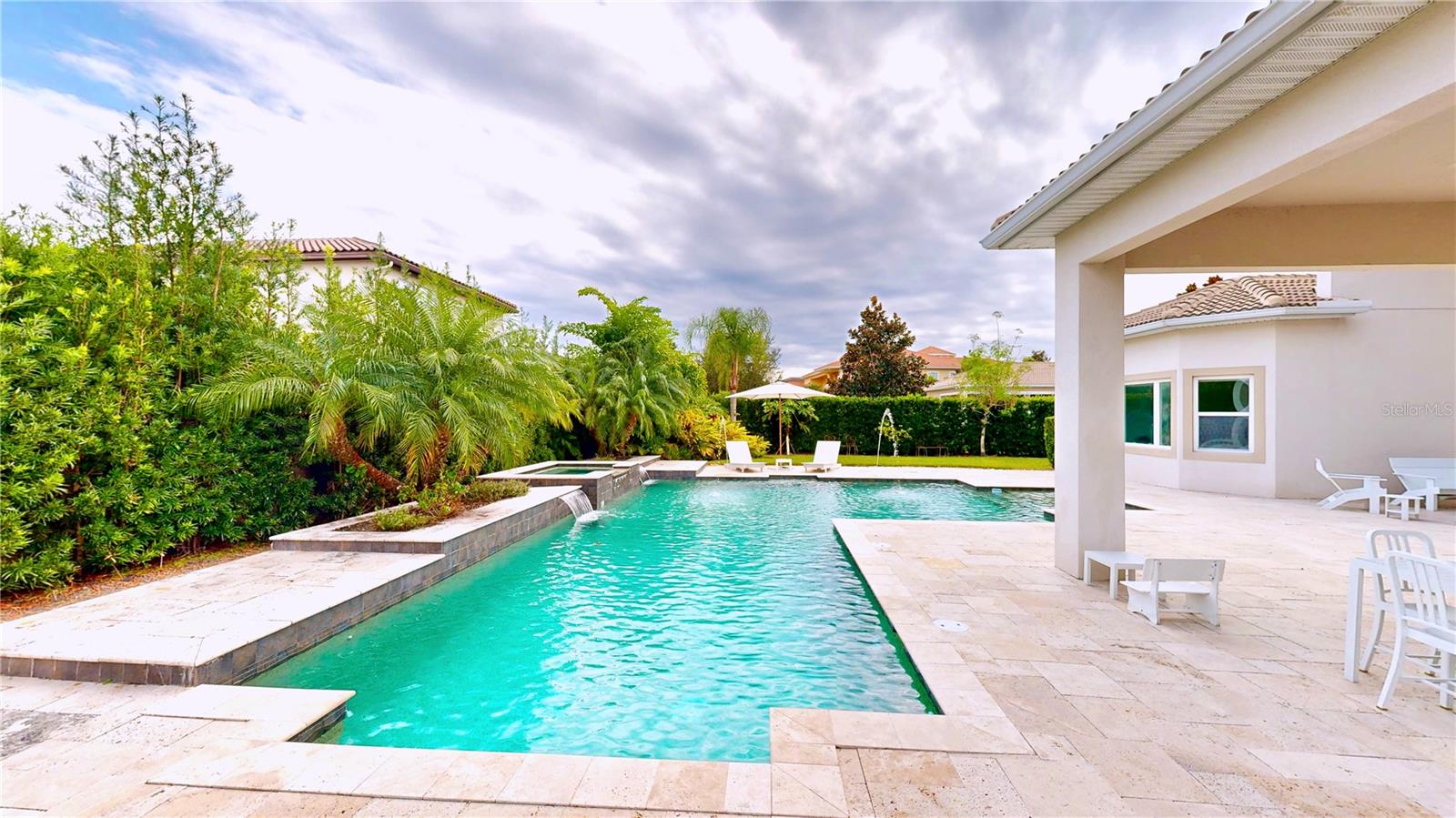 WATERSTONE - Residential