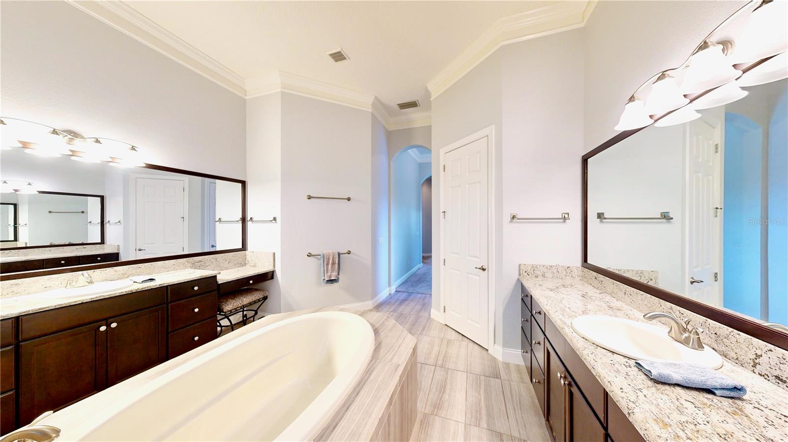 WATERSTONE - Residential