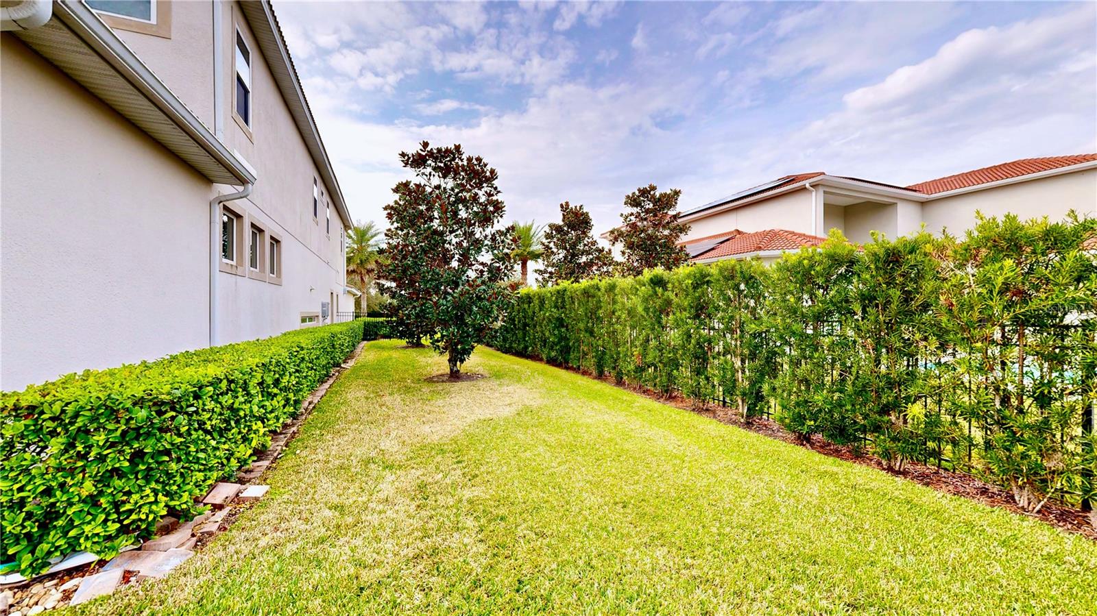 WATERSTONE - Residential