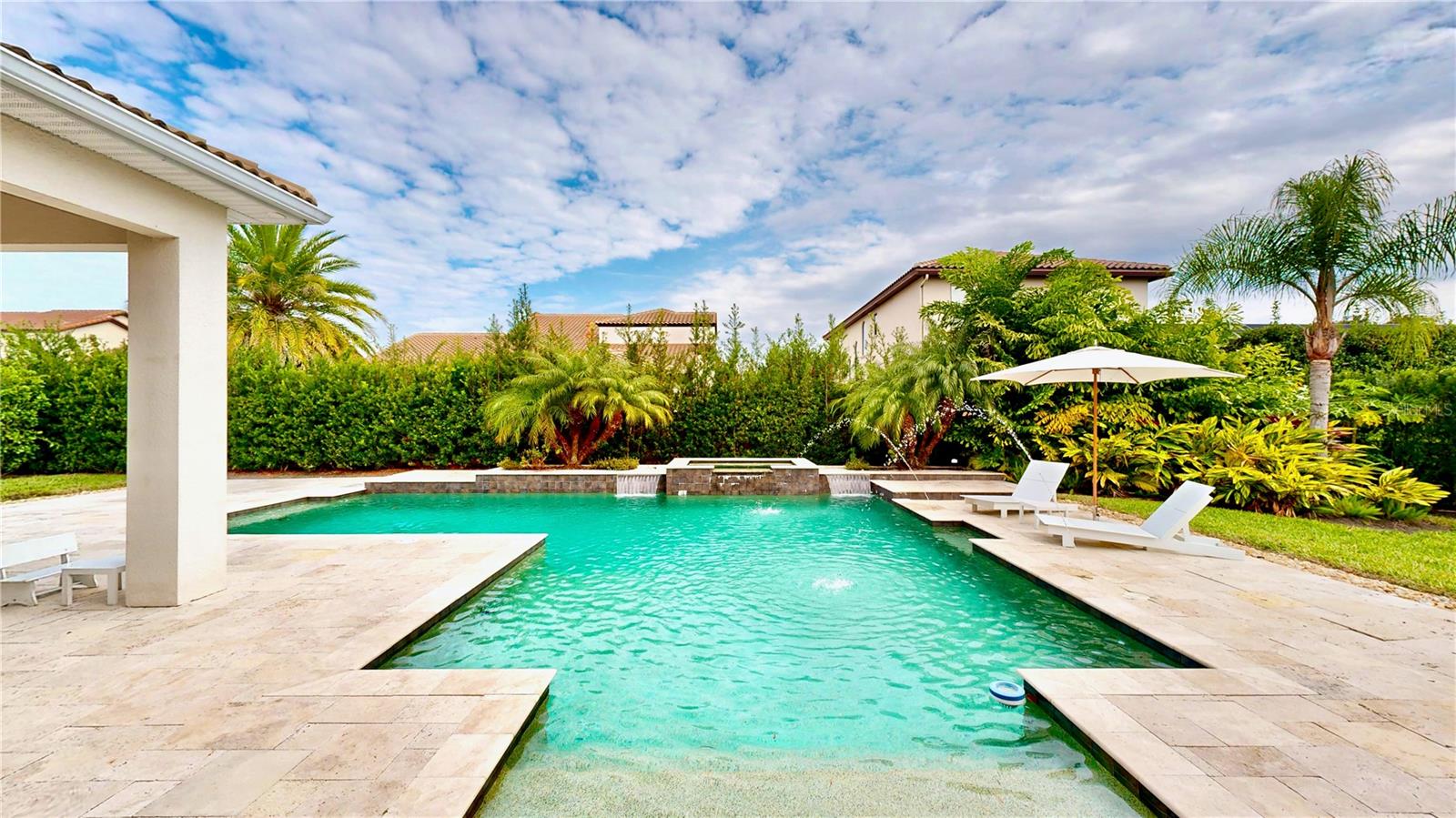 WATERSTONE - Residential