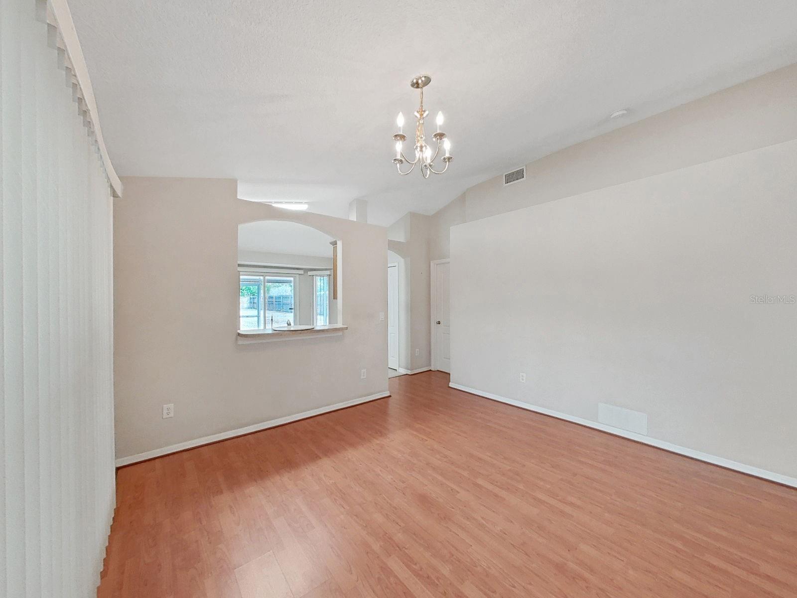 CHESTNUT FOREST - Residential