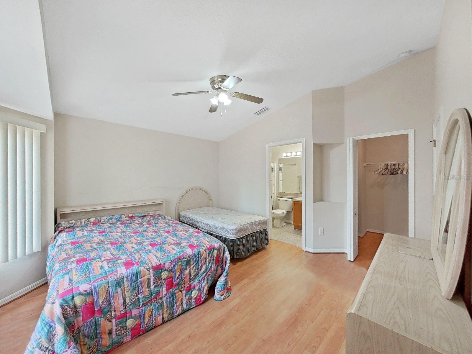 CHESTNUT FOREST - Residential