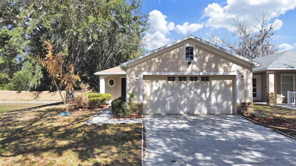 Photo of 1606 Marsh Wood Drive, Seffner, FL 33584 (MLS # TB8478465)