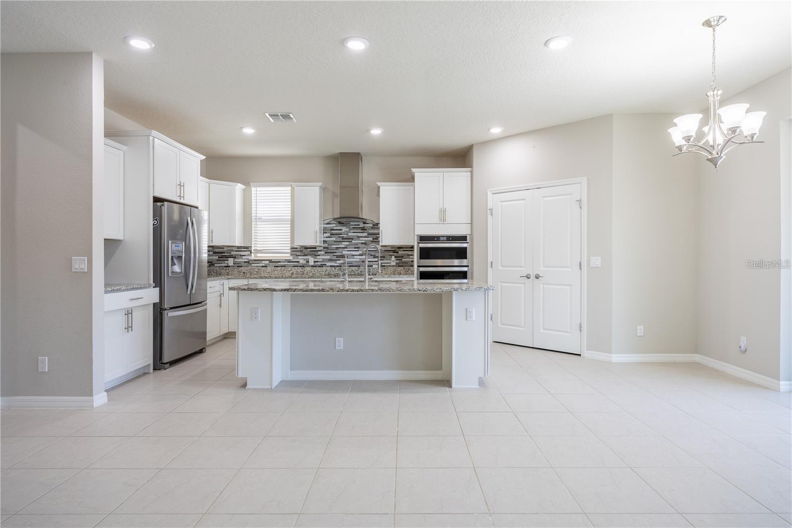 SPLIT OAK ESTATES - Residential Lease