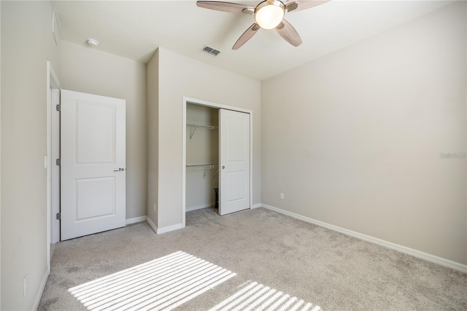 SPLIT OAK ESTATES - Residential Lease