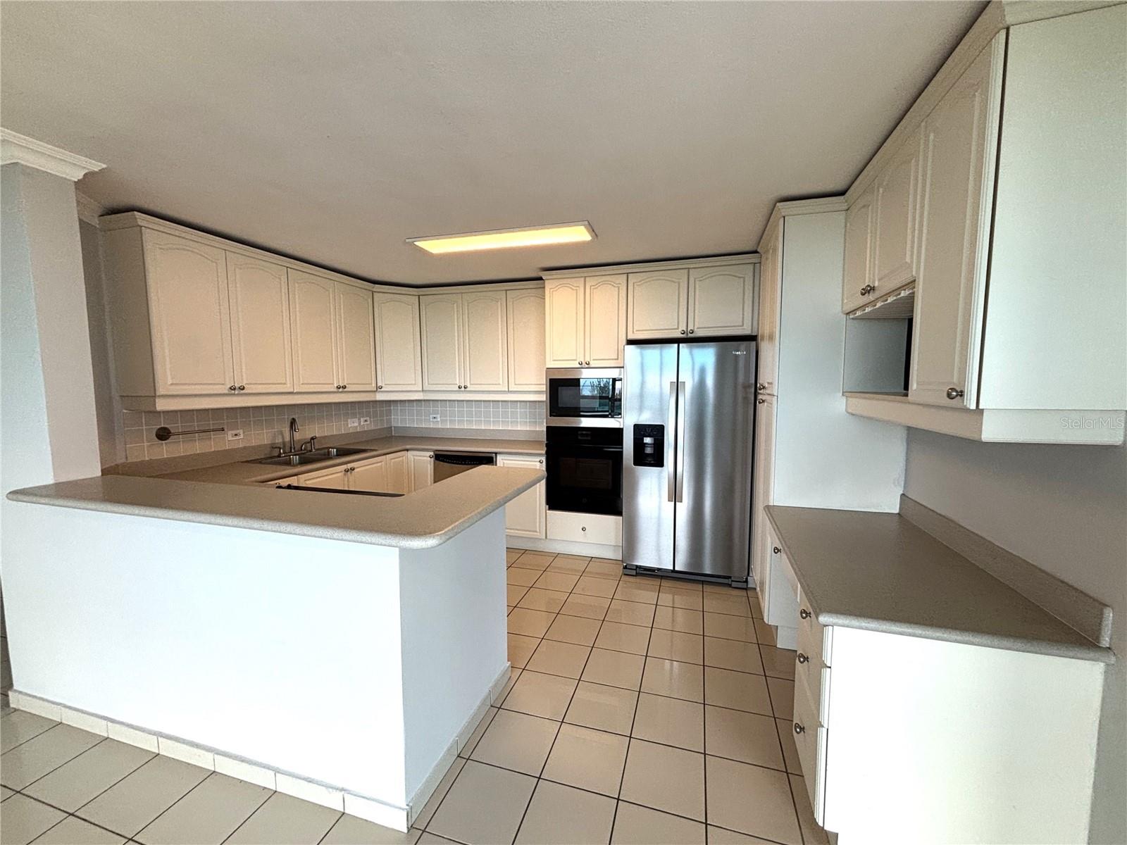 PUERTA DE TIERRA - Residential Lease