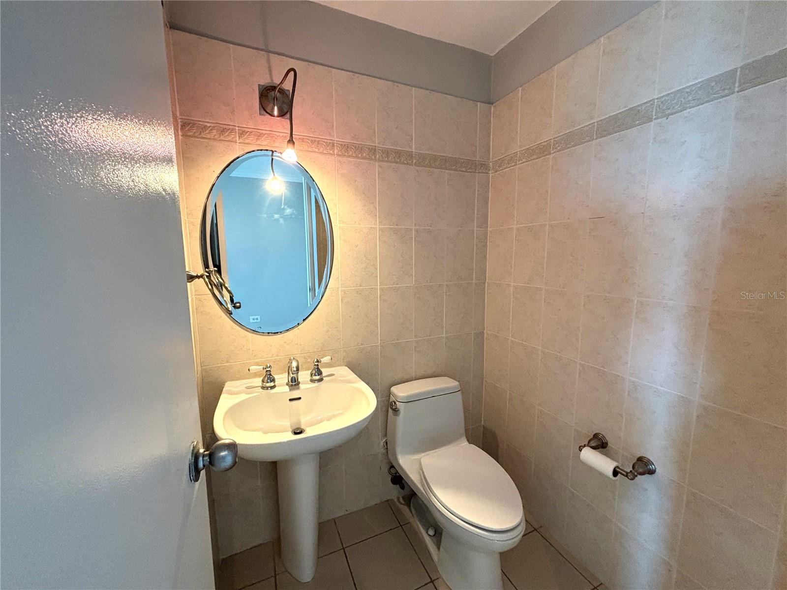 PUERTA DE TIERRA - Residential Lease