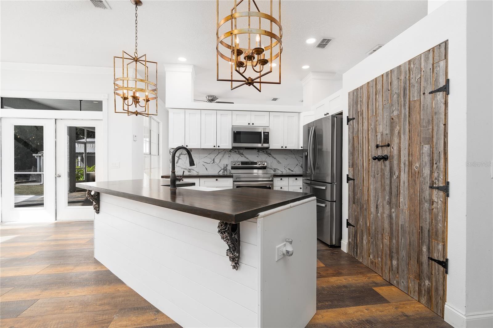 NAPIER & HULL GRANT - Residential