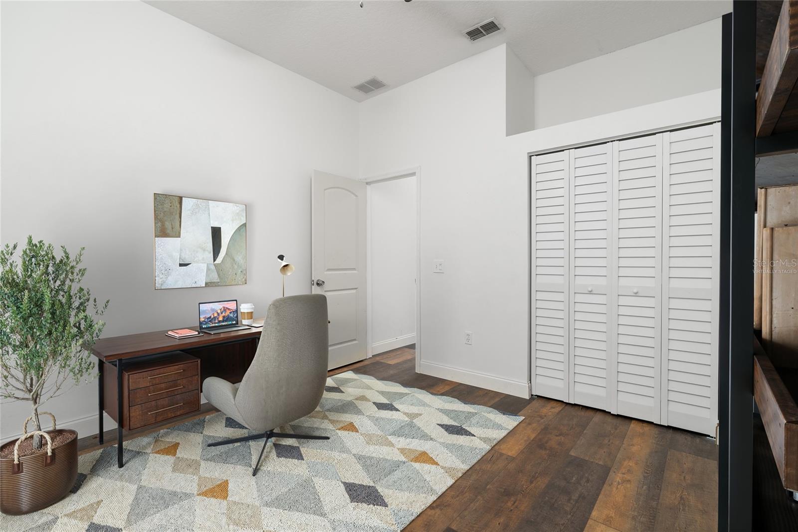 NAPIER & HULL GRANT - Residential