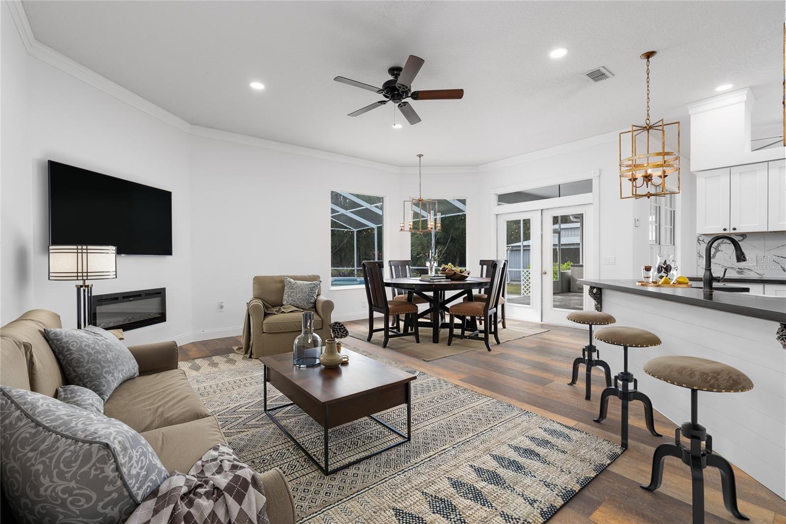 NAPIER & HULL GRANT - Residential