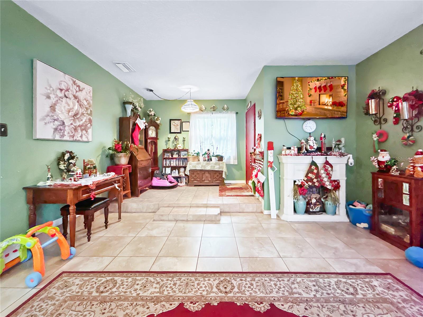 SHADY OAKS PARK - Residential