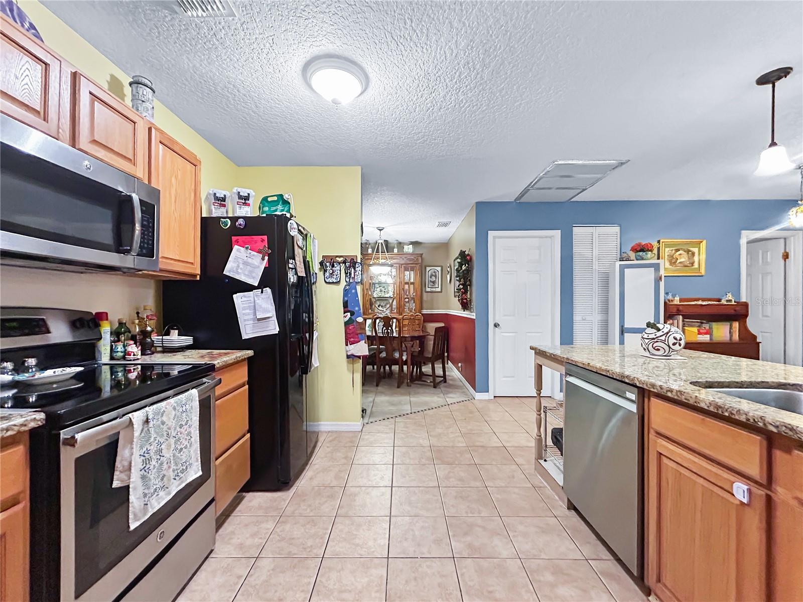 SHADY OAKS PARK - Residential