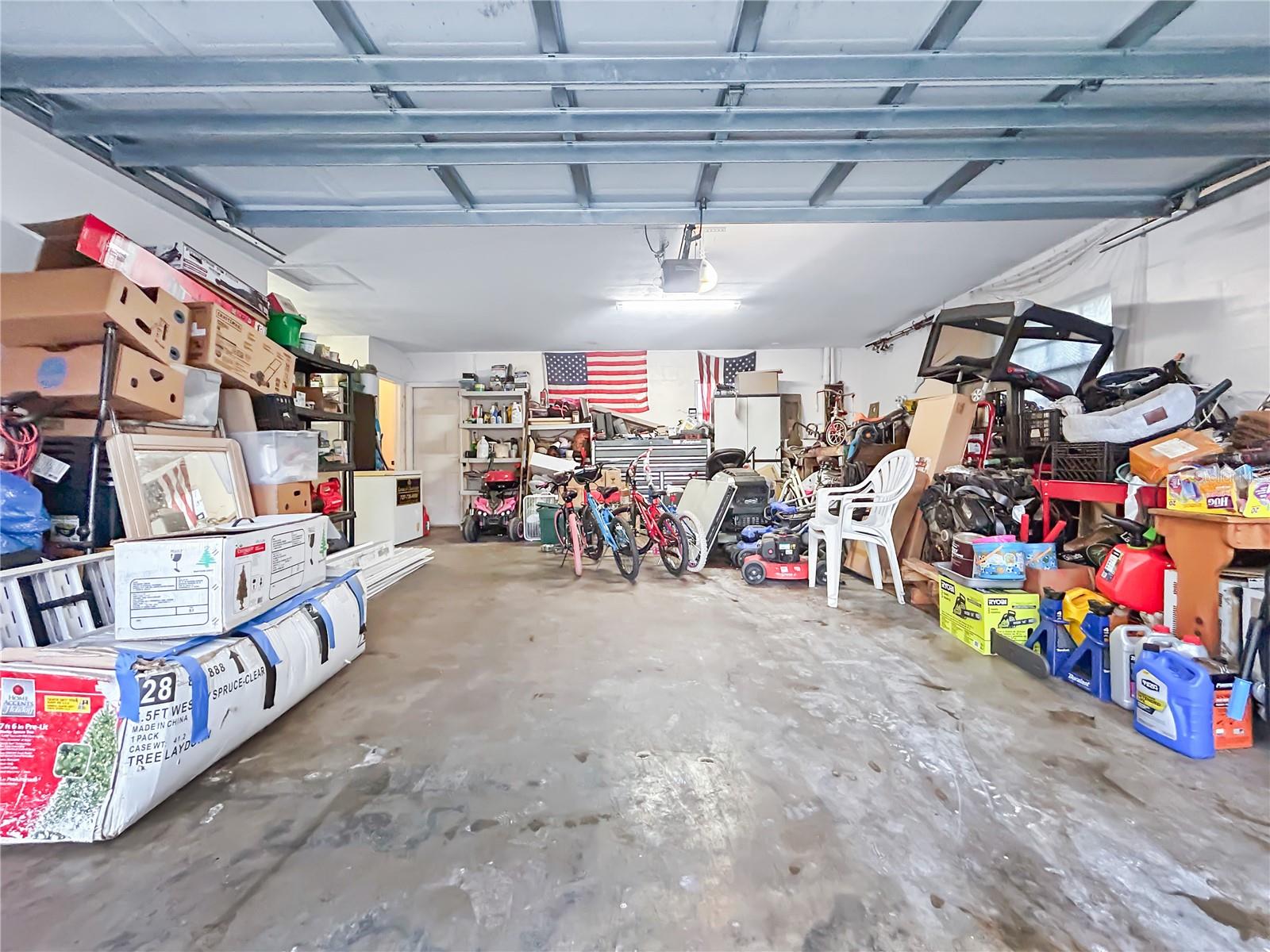 SHADY OAKS PARK - Residential