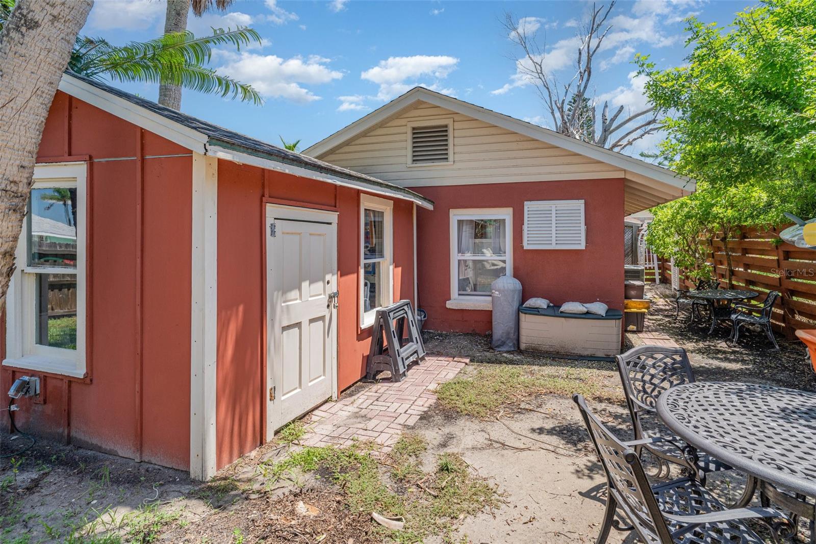 LONGBEACH REV OF R P JORDANS SUB - Residential