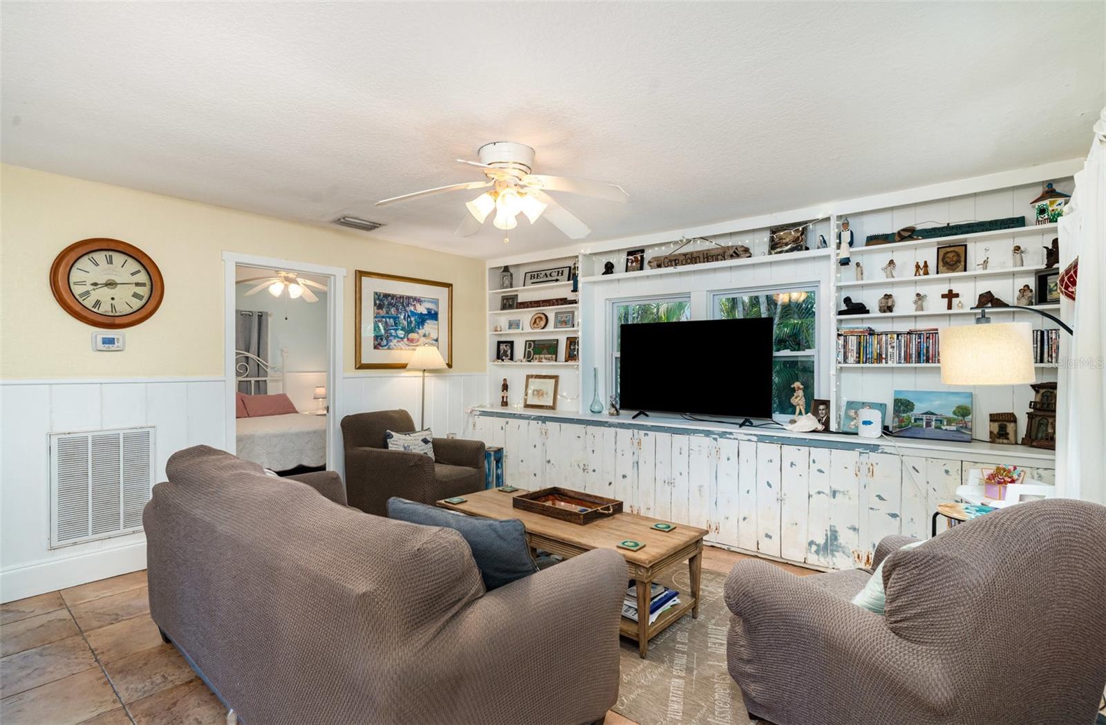 LONGBEACH REV OF R P JORDANS SUB - Residential