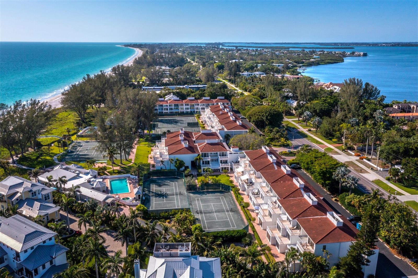 CLUB LONGBOAT BEACH & TENNIS - Residential