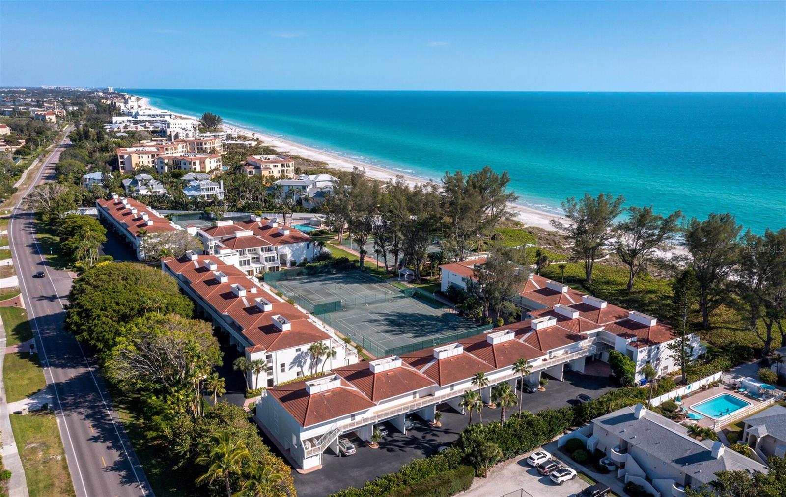 CLUB LONGBOAT BEACH & TENNIS - Residential