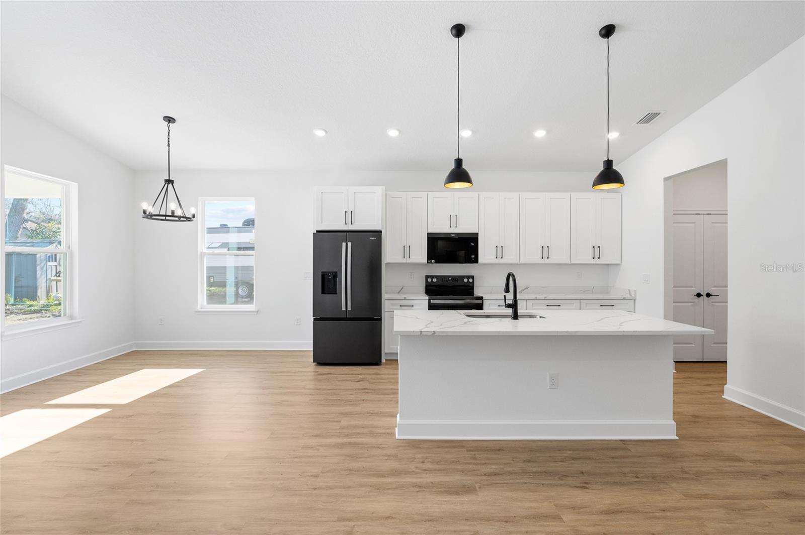 SPRING HILL - Residential