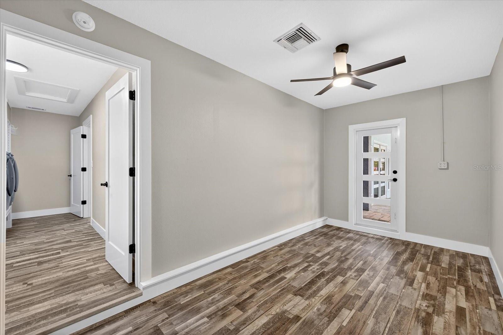 GULF HARBORS WOODLANDS - Residential