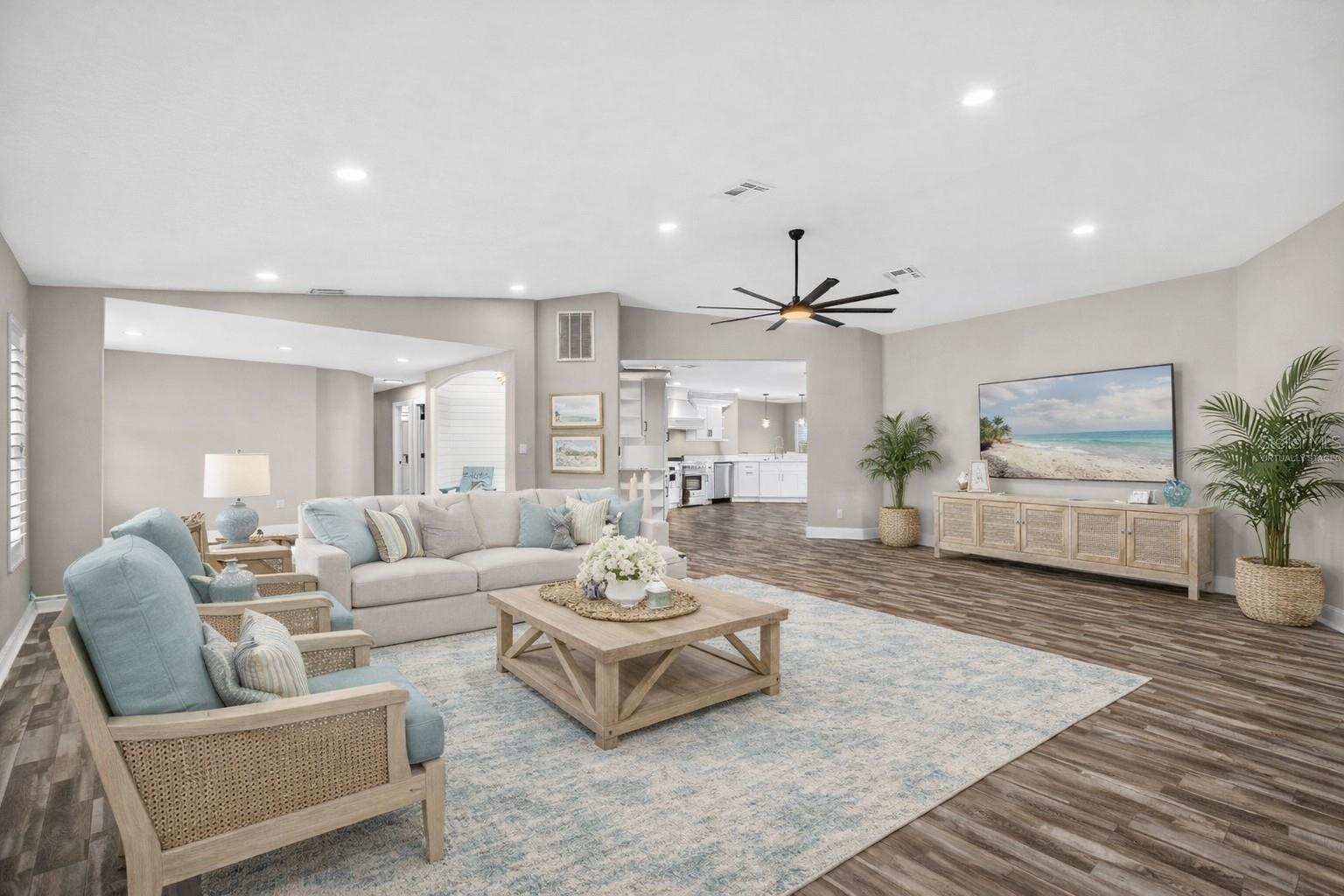 GULF HARBORS WOODLANDS - Residential