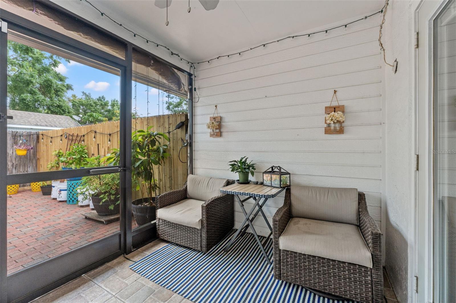 ARBOR OAKS A CONDO - Residential