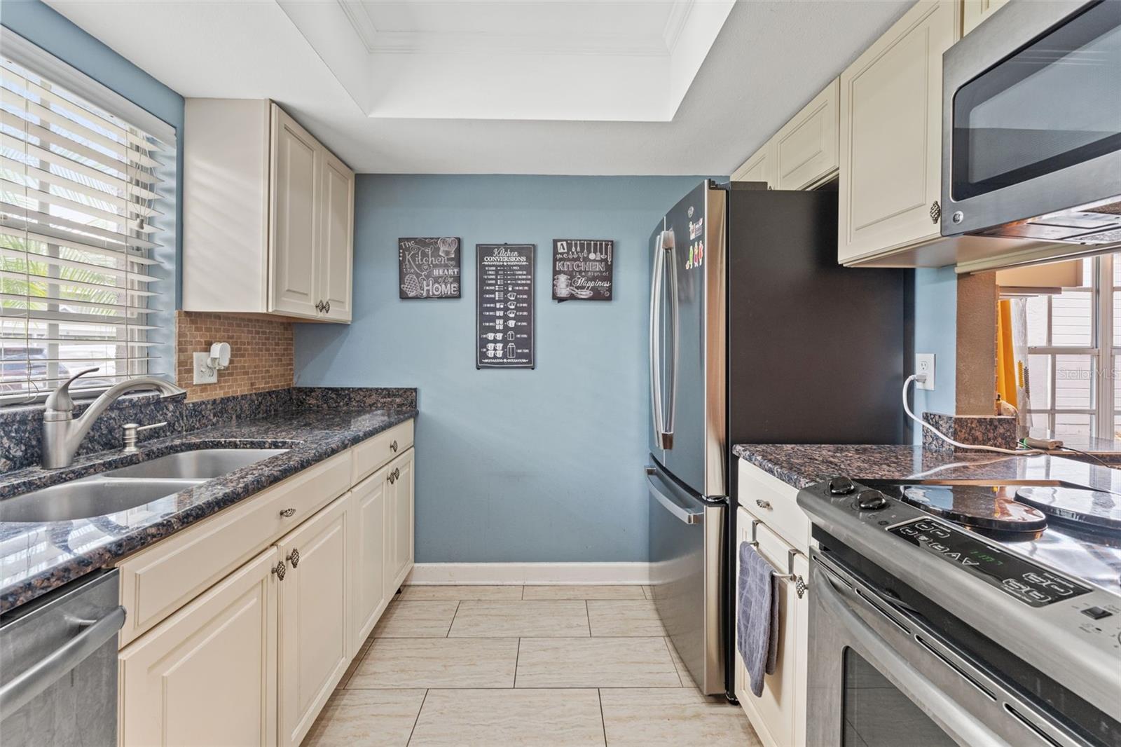 ARBOR OAKS A CONDO - Residential