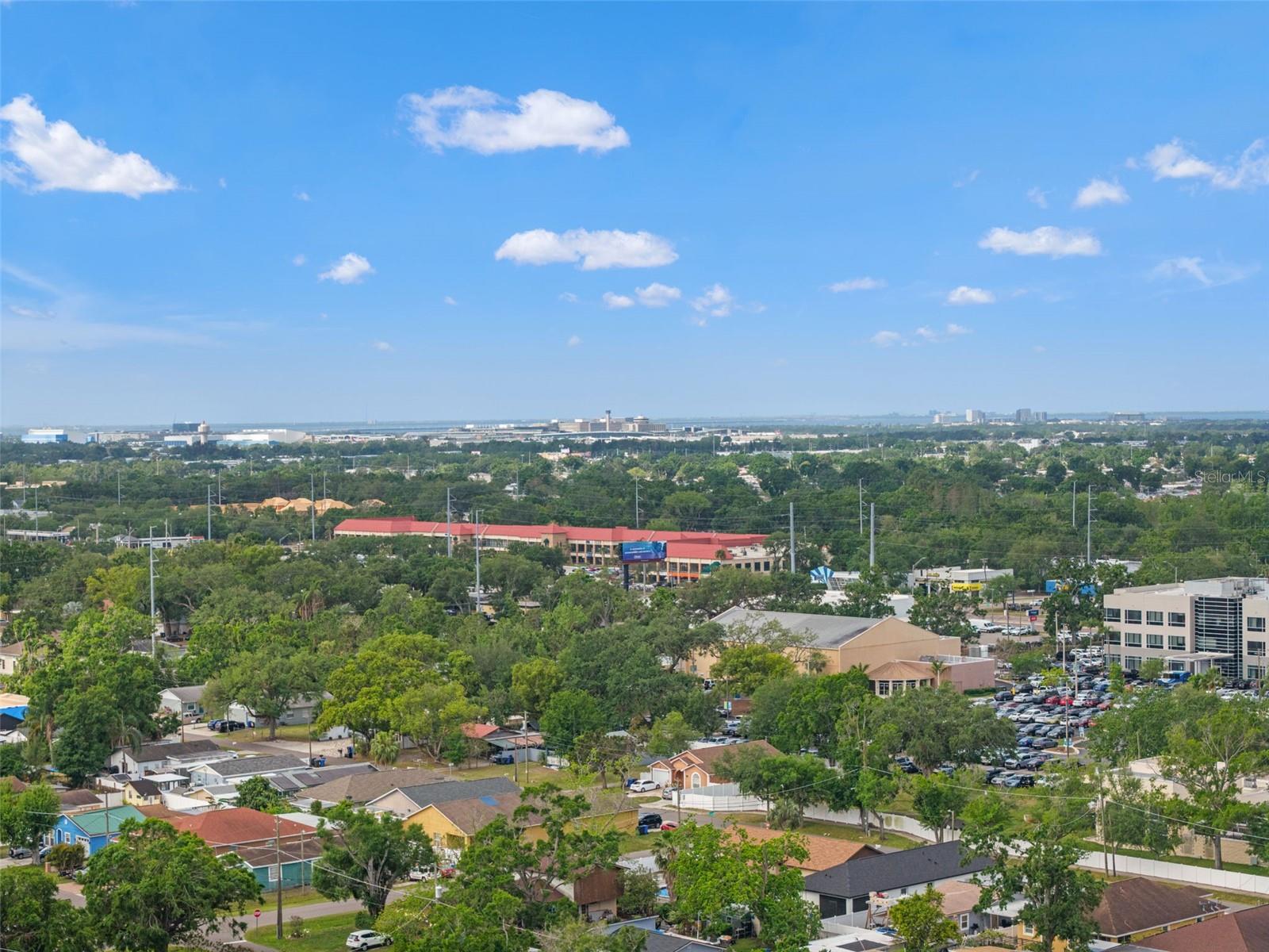 ARBOR OAKS A CONDO - Residential
