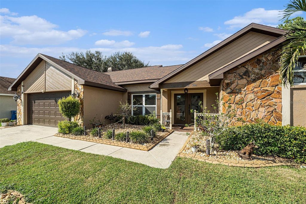 Photo of 1612 Oak Arbor Lane, Valrico, FL 33596 (MLS # TB8433095)