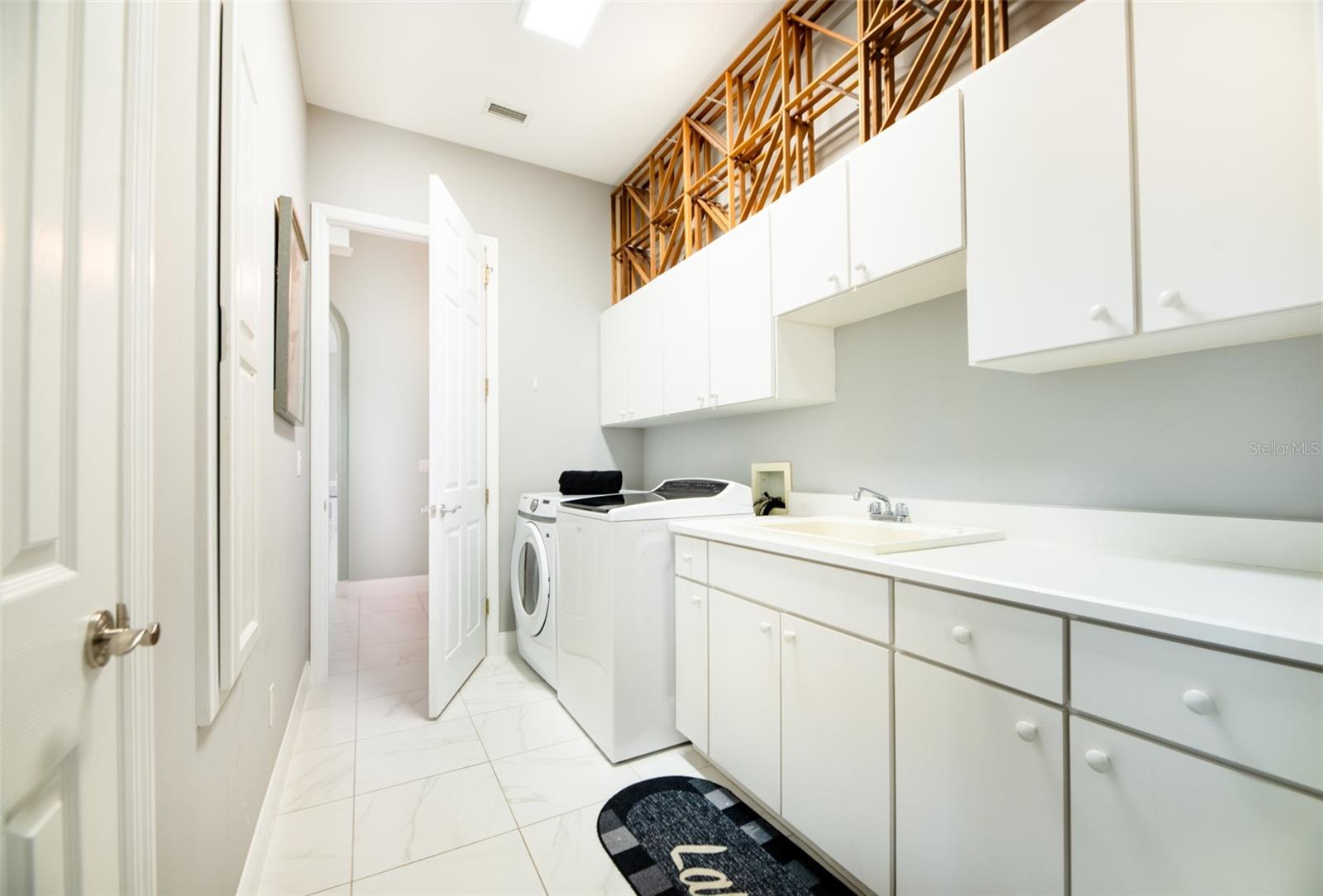 SANCTUARY SUB - Residential