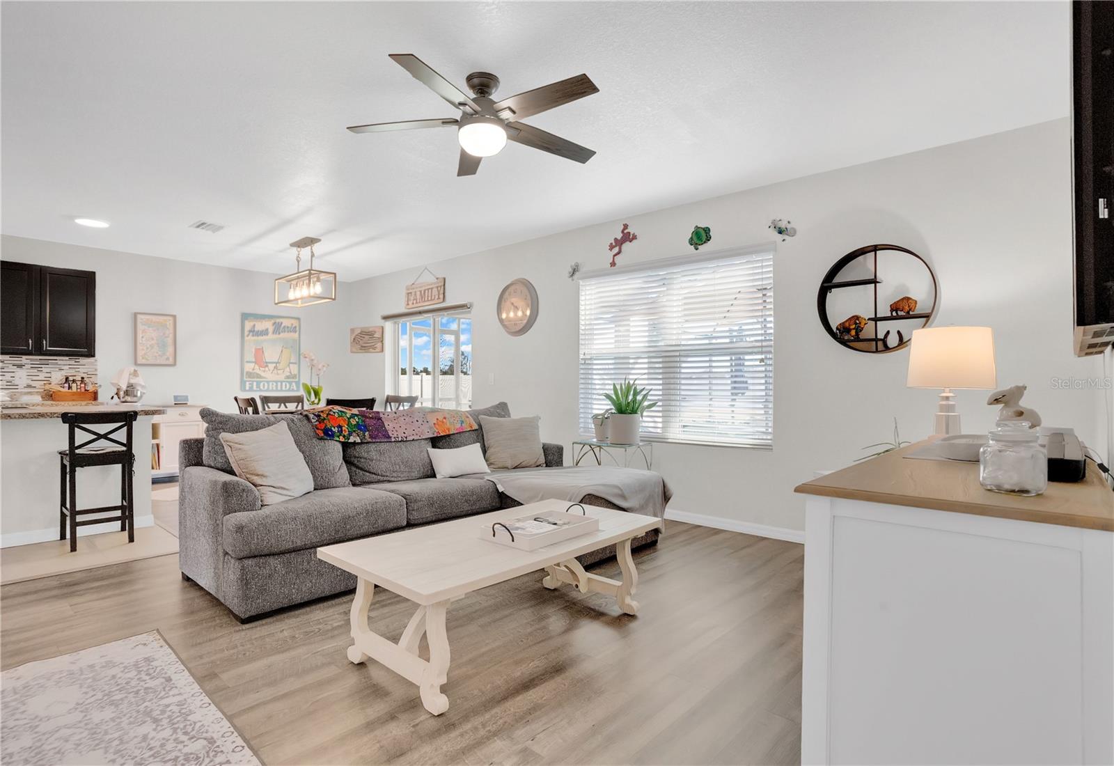 DEL TIERRA PH I - Residential