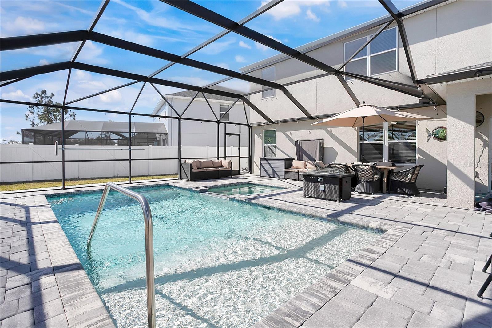 DEL TIERRA PH I - Residential