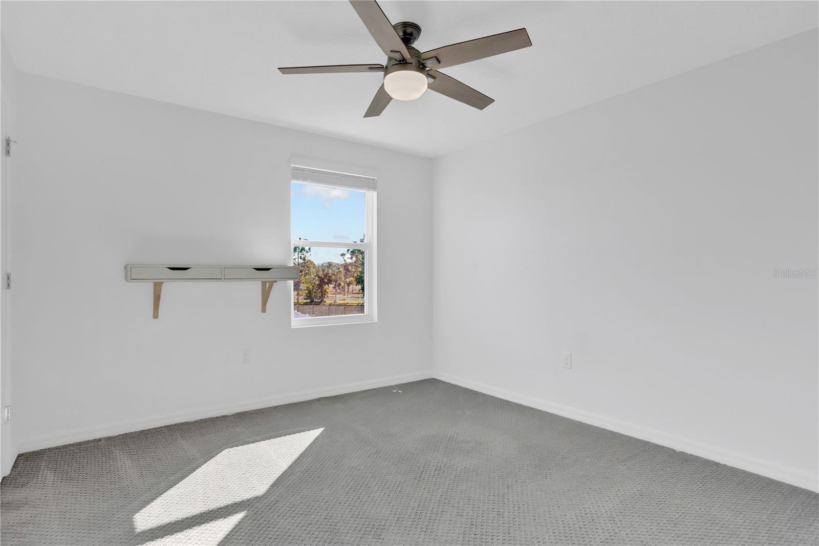 DEL TIERRA PH I - Residential