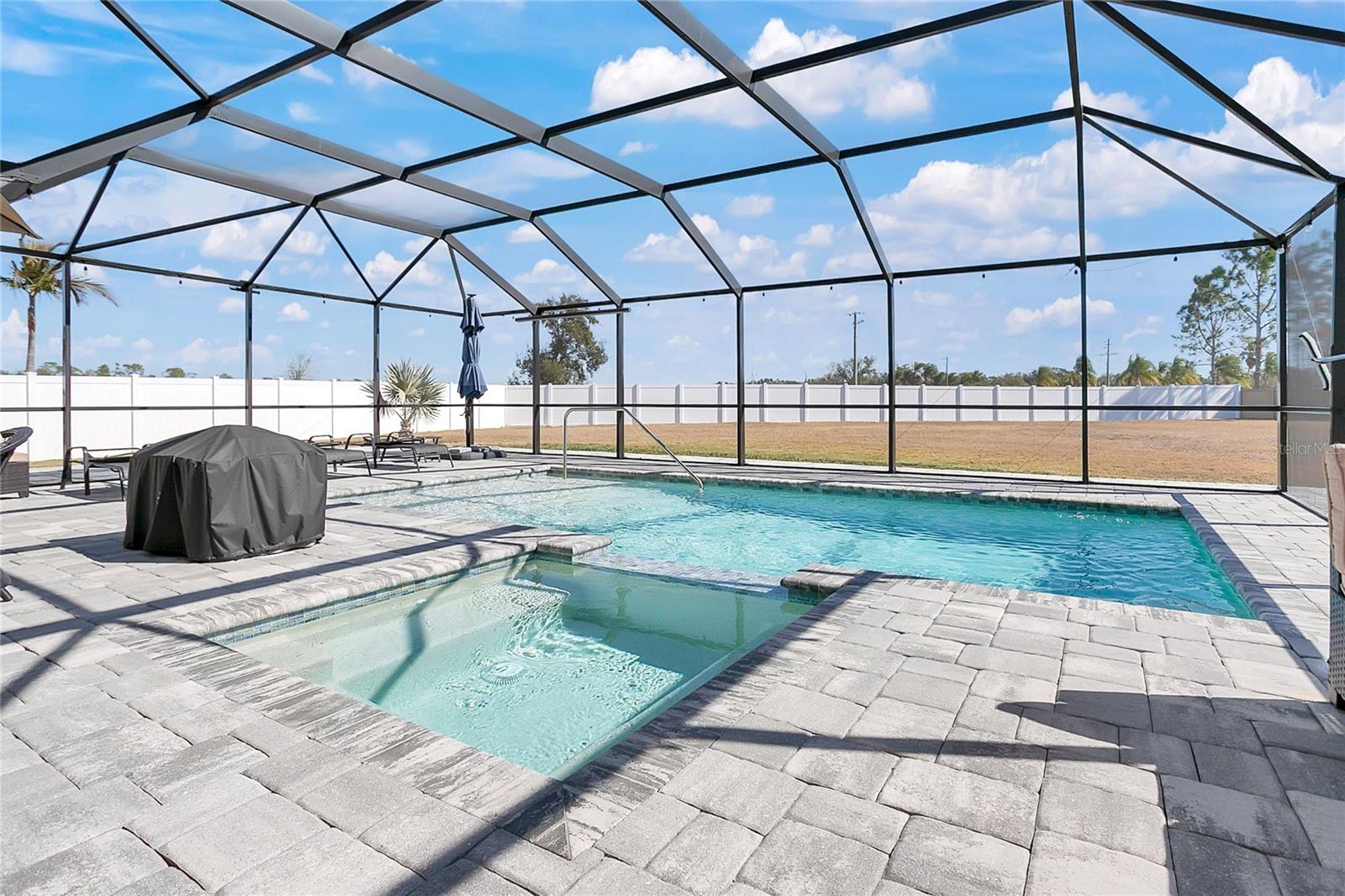 DEL TIERRA PH I - Residential