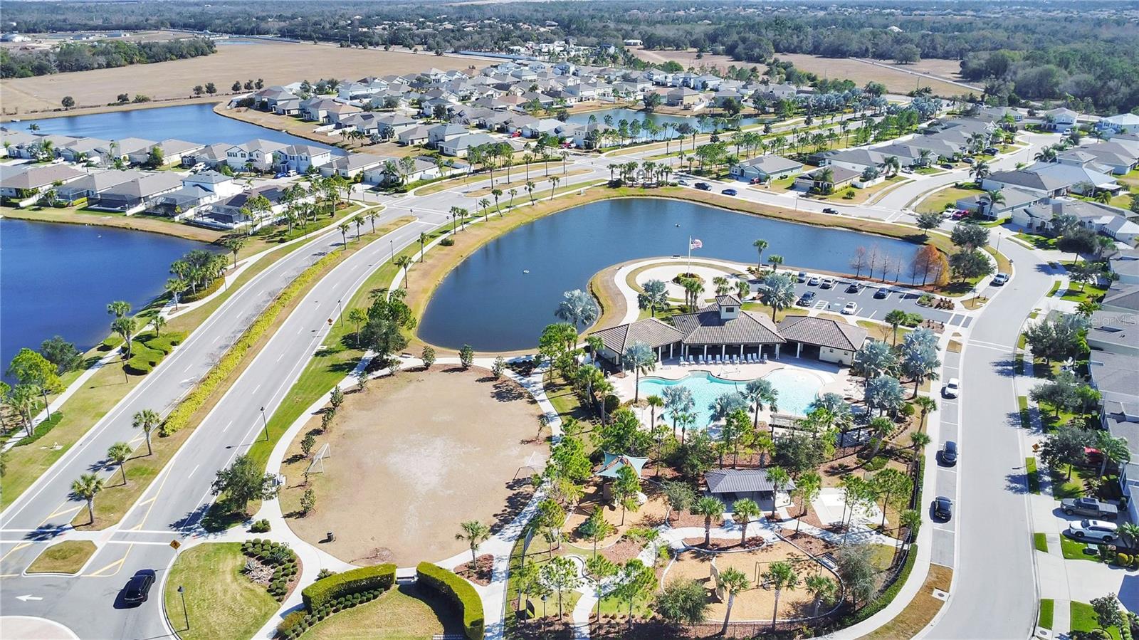 DEL TIERRA PH I - Residential