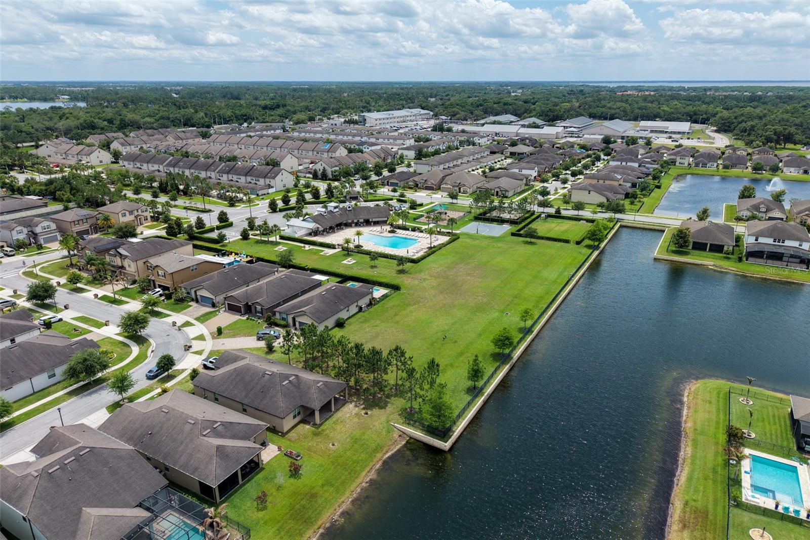 LAKESHORE AT NARCOOSSEE PH 1 - Residential